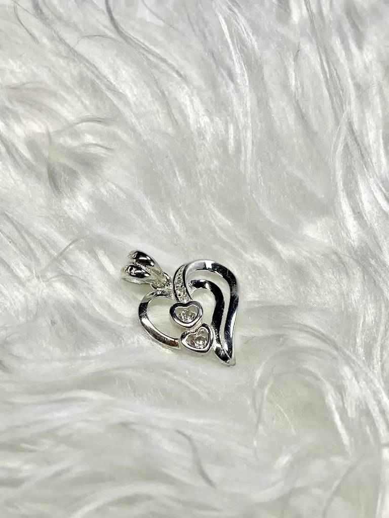 LyriaHearts Pendant