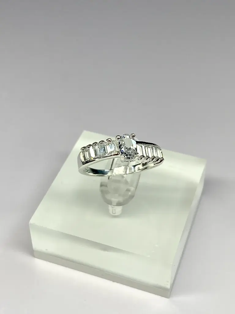 Gloriana Ring