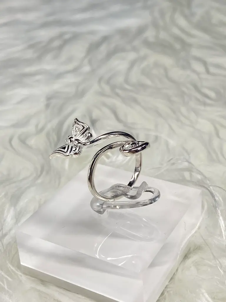 Mariposa Ring