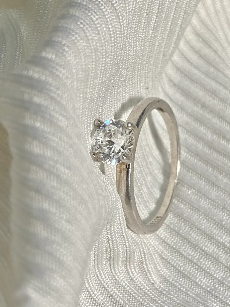 Simple Elegance Ring