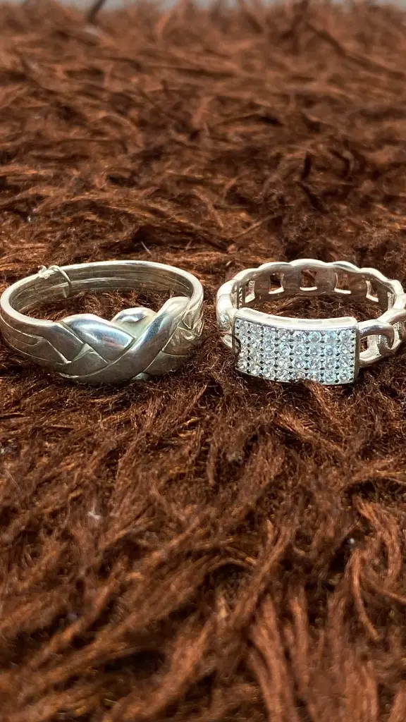Puzzle Ring / Sovereign Circle Ring