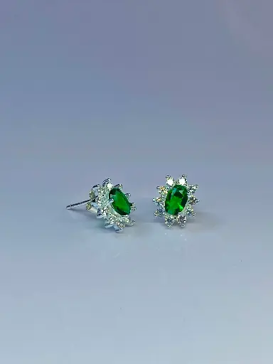 Verdelia Stud Earrings
